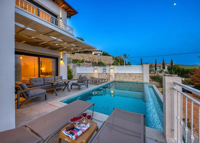 çukurbağ Köyü Doğa Manzaralı Oriente Villa Kaş