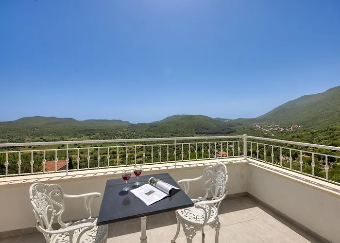 Cukurbag Koeyue Doga Manzarali Oriente