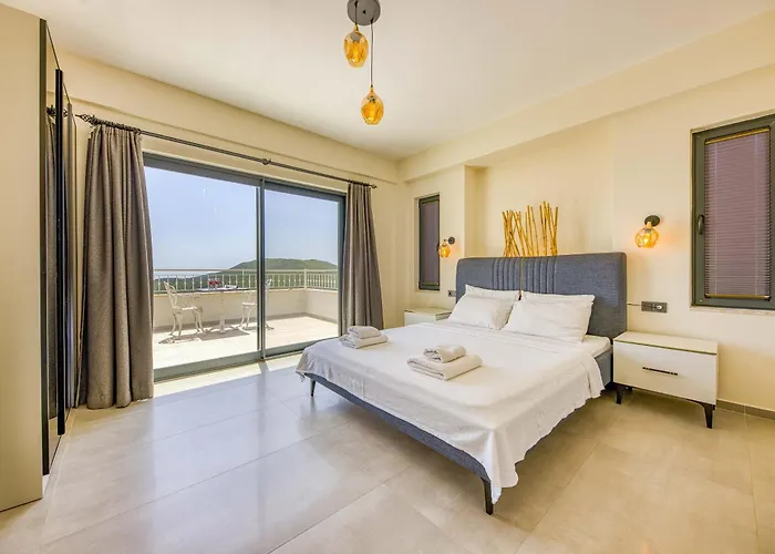 Cukurbag Koeyue Doga Manzarali Oriente